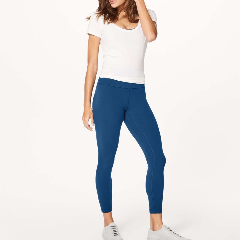 Lululemon Align 25” Size 2